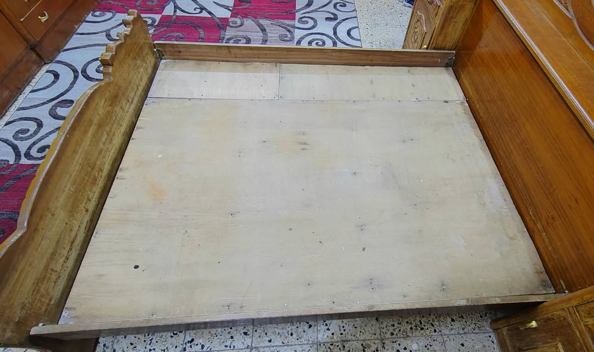 چربايه كامله هيه وملحقاتها كلش قوية مسوينها تفصال عند النجار وياهه دوشگ سعرها 200


**إذا كنت صاحب هذا الإعلان وتريد حذفه لأي سبب، رجاءا أرسل رسالة إلى الدعم الفني**