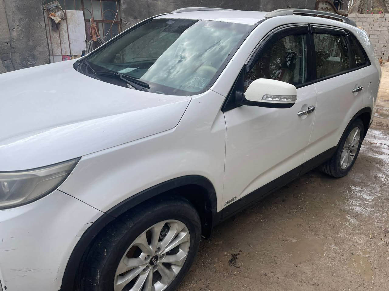 سورينتو موديل 2015 
6 سليندر
 7 راكب 
تبريد قطعتين 
نص فول
رقم بصرة خصوصي
بأسمنا 
السيارة مكفولة كلها فقط ع كد عشره اصابع راجعة ستوتة علي وعدلتها 
باقي كله كفالة 
جاهزين لفحص والسونار 
السعر 180وبيها مجال
***********
للاستفسار الاتصال ع الرقم اعلاة 
مكلف بالنشر فقط القرنة, البصرة
