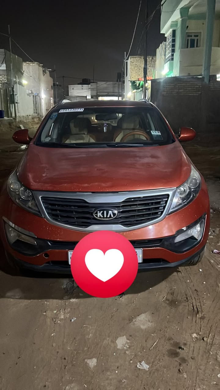 سبورتج 2013 خليجي 2400 مكفوله شواصي وتكم بابين تبديل وصبغ مكانات   112$  وبيهه مجال وكلمن بسعره***********
