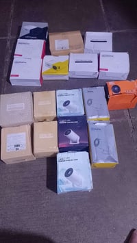 شلعه داتا شو ١٨ قطعه كله شغال وع فحص جديد بلكارتون  السعر ٢٠٠ الف مع ا...