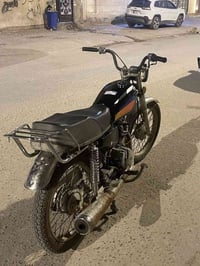 أيراني أوراق الدراجه جاهزه ومابيه نقص شاصي ومكينه برفاز بلاد 2011 الدر...