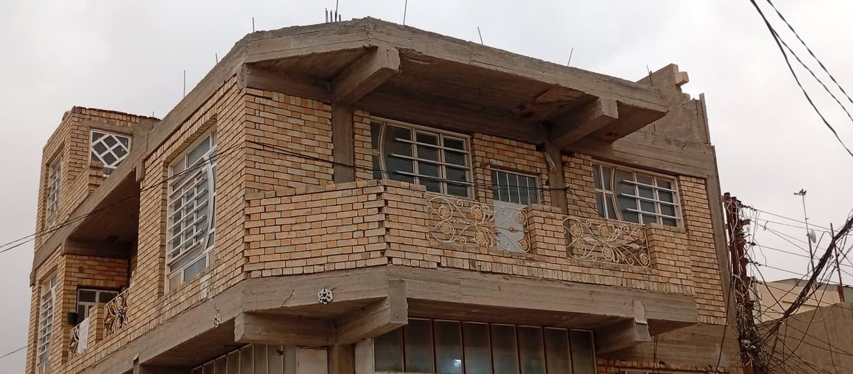 شقة للرهن بسعر ( 20 ) مليون
الموقع : حي المكرمة مقابل مدرسة الحر الرياحي ( البيعة سابقا )
تحتوي على صالة ١٠ متر و غرفة ومطبخ و حمام و مكشوفة و ٢ بلكونات 
للاستفسار : ***********
