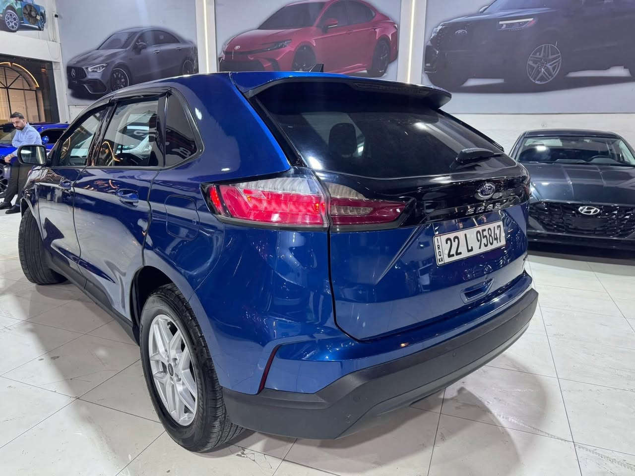 Ford edge 2022
***********
***********
سعر بلاش ١٢٩$ قفل🔥🔥

مواسفات SEL 
رادارات ٣٦٠ درجة
صندوق شفط
كراسي جلد كهربائ و تدفئة 
شاشة تيسلا
تحكمات ستيرن
كيج الكتروني
ويالة ١٩
لايتات ليد
محرك ٤ سلندر ٢٠٠٠ تيربو
دفع رباعي 
ماشية ٣٩ الاف مايل فقط 
ضرر❌بجم سليم ٤ قطعة صبغ و ربع قماره 
بدون دواخل رقم شاصي مرفقه مع صور
❌شرط بحم سليم و ارباك ستيرن و داشبورد ما طاك 
موجودة 📍اربيل معرض S.B cars 🚘 
سيارة مرقم اربيل بسمي

***********
***********

ملاحظة ❌عدنا خدمة اقساط اذا مقدمة ٩٠$(تسعين ورقة)

