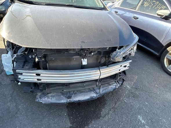 للبيع مديل 24 هايبرد فقط جمرلاغ يصير تعديل بادر بدون ايرباك ماشيه 7 الف وصول جديد شراي اتصل وتدلل. ***********
