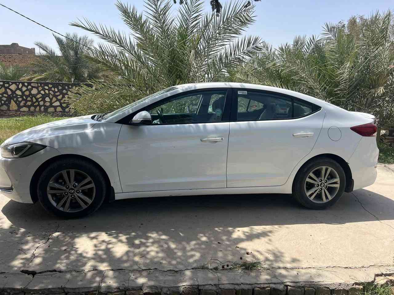 السلام عليكم من رخصت الادمن هونداي النترا موديل 2017 خليجي بسمي تريد تحويل تريد وكاله خليجي فول موصفات ماعدا البصمه ماشيه 98الف محرك 2000دوش السعر 147 وبيه مجال مكاني بابل ***********
