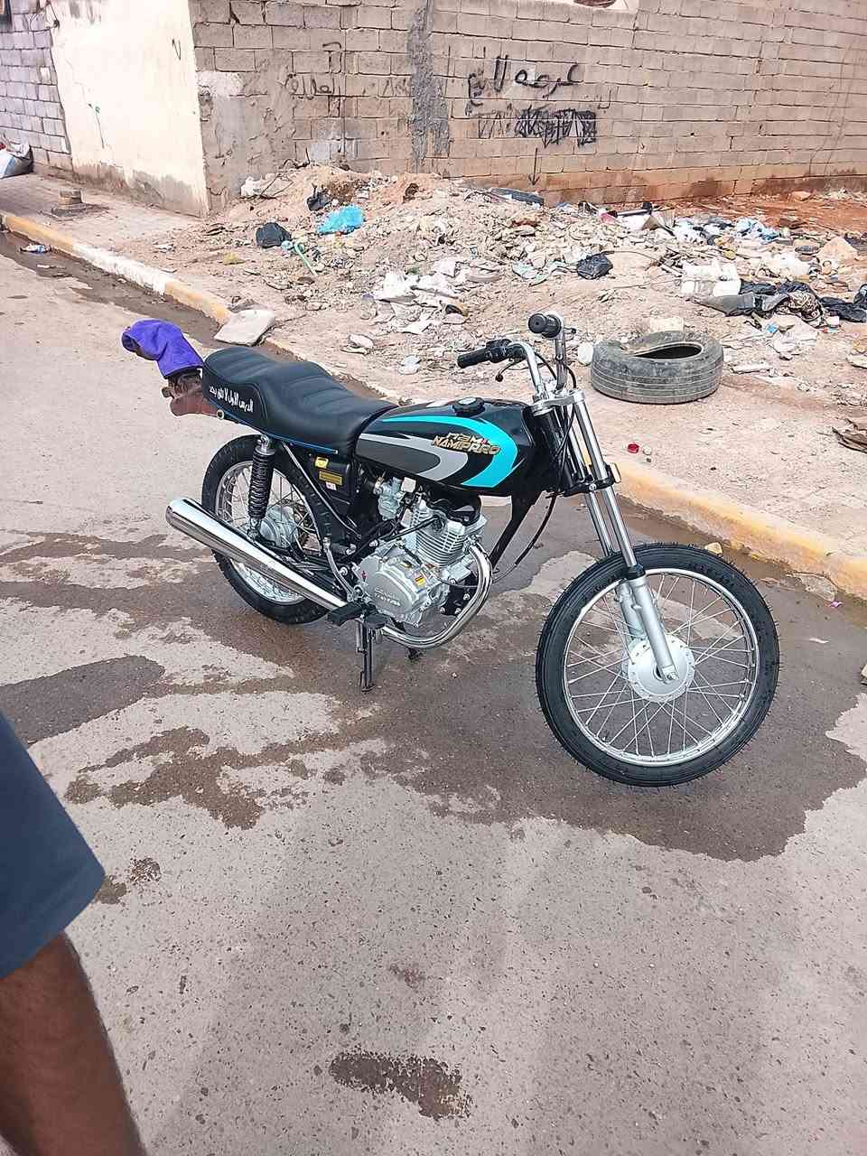 سلام عليكم دراجه للبيع شاصي ارشه 21اوراق اصولي بي معامله مال رقم واصله الل بصمه ولتعمير كله 2026 مكينه سيجي نامه ام الصليب ال احمر صارله 15من تعمرت  اول تبديله دهن السعر خاص او اتصل ***********
