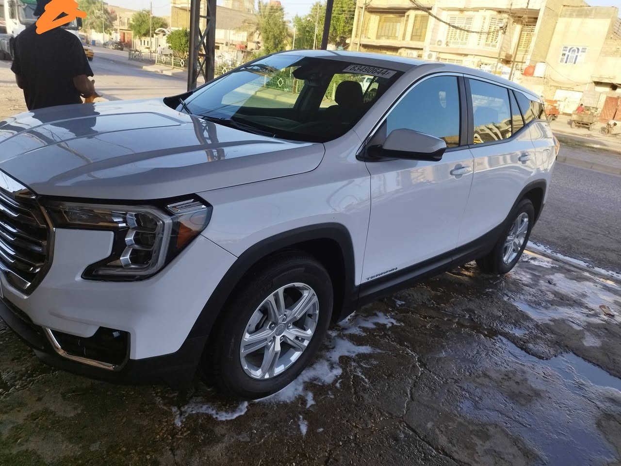 جمسي تيران. موديل 2024 تبديل بنيد فقط… فئه ＳＬＥ.  رقم بغداد باسمي مكان السياره العماره ماشيه 3000ميل بيه صبغ البنيد فقط  اشخوط اثر النقل بالباب الخلفي. ***********… مرقمه بغداد
