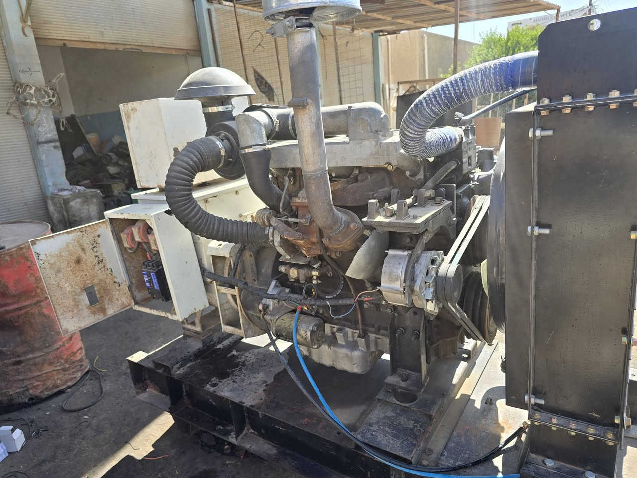 السلام عليكم مولد بيركنز ٥٠ كيفي محرك جديد مامفتوح لاتنقيص لاتبخير للاستفسار أكثر الاتصال ***********
