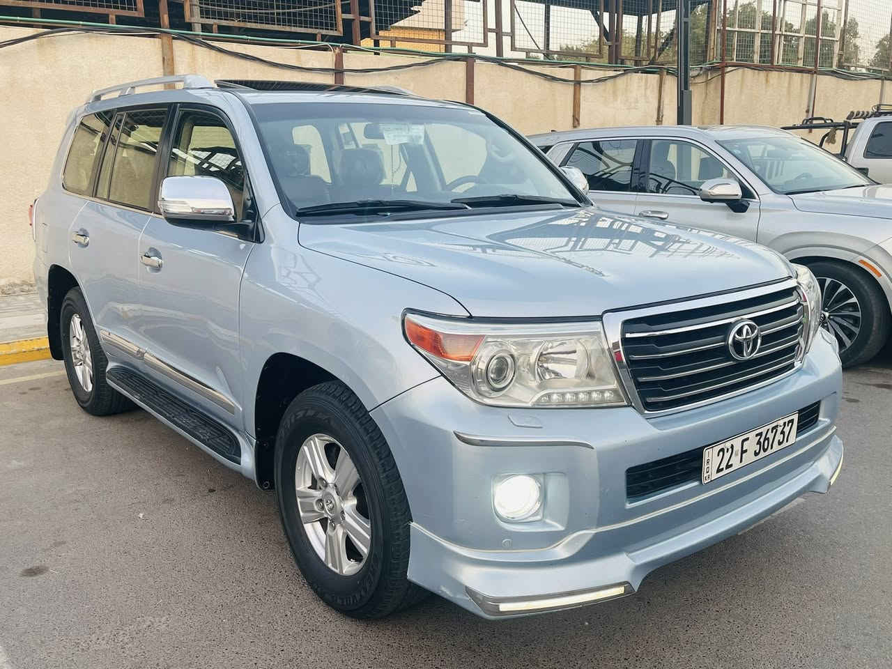 سلام عليكم للبيع لاندكروز 2013 
لون مميز بحري
مكفوله من الحادث. فقط دلاعه مال الجنطه صبغ
ماشيه 110 الف كيلو حقيقي سياره جديده
بمعنى الكلمه رقم اربيل تحويل مباشر
إشاره ضوئية عند فتح الباب
مري قلاب 
جلد
كشن كهرباء 
شاشه
مري شفط
كير محرك مكفول  حداديه وتخم تاير جديد 
السعر 328 وبي مجال وبلعافيه ع الياخذها مكانها
بغداد الدوره أو رصافه الاتصال 0771236476


**إذا كنت صاحب هذا الإعلان وتريد حذفه لأي سبب، رجاءا أرسل رسالة إلى الدعم الفني**