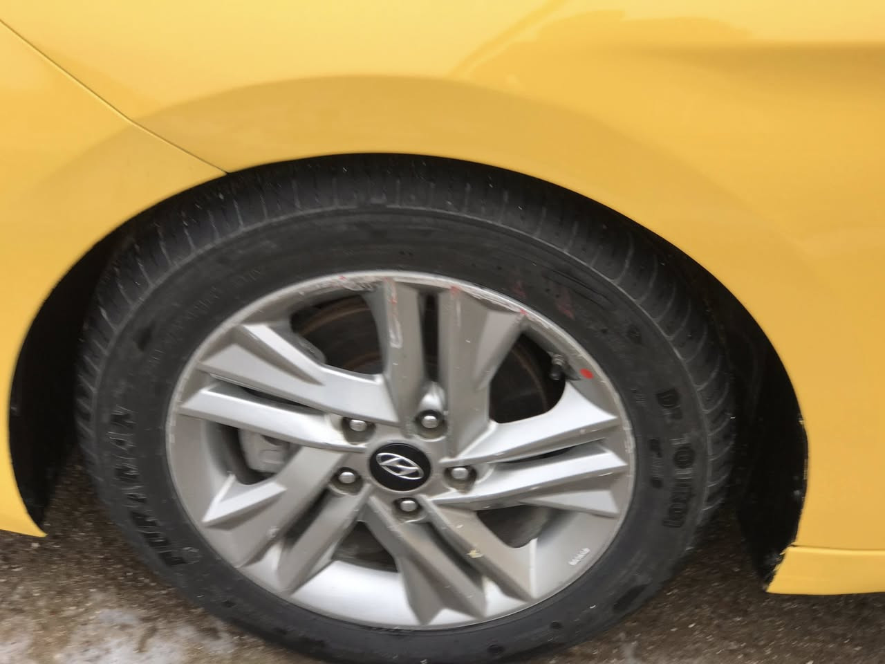 السلام عليكم النترا للبيع ٢٠٢٠فول مواصفات ١/١بصمة رادار حساس تدفئة كشنات مانع تزلق مكينة ٢٠٠٠السعر ١٢٣مكان بغداد للاستفسار الاتصال عل الرقم ***********
