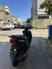 دراجه ثعلب للبيع دراجه خير من الله ناقصه قبق هندر وقبق مال بانزين فقط ...