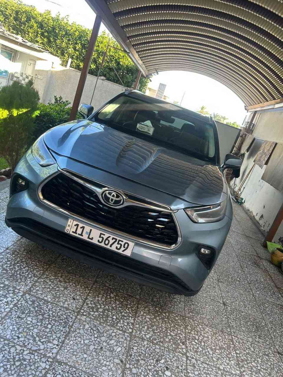 السلام عليكم ..هايلندر 2022 للبيع فول 6 سلندر جاملغ وبند ..وبيهه كلير جاملغين خلفي  من امريكا ..السعر 255 هاتف ***********...*********** ..بغداد الراشديه
