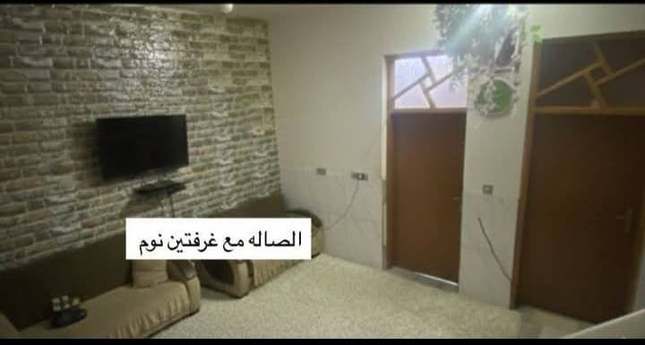 دار للبيع طابقين
سيد عزال المساحة 150
غرفتين وصالة مطبخ غربي حمام داخلي سويت وترك ومنور واستقبال وكراج وصحيات....الطابق الفوق 👆 غرفة بيها سويت وغرفة صغيرو استراحه وصالة وبالكونة 
بناء حديث  للاستفسار الاتصال على  *********** او مراسلة الصفحة
