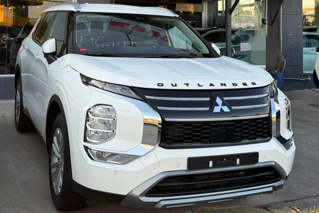 میسبۆشی ئاوتلاندەر ٢٠٢٦
سفر/کم 
مواسەفاتی ستاندار
شاشە گەورە سەماعە یامەها 
بەسمە بریک بەسمە ئۆتۆ هۆلد
کامیرەی دواوە حاسەی پێشو دوا
٣ریز کوشن ٧راکب
بۆزانینی نرخ پەیوەندی بکە بەو ژمارە تەلەفون 
***********
***********
سلیمانی معرز میر

