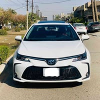 كورلا هايبرد • ٢٠٢٣ • ماشيه ٤٠ الف كم