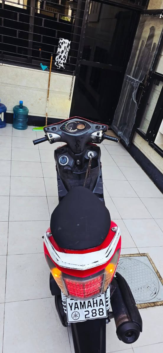 سلام عليكم دراجة سكنس نوزل طلاعات دراجه خمسينيه عوزه بس ترايش وستان تعليك الله شاهد دراجه حلوه ونضيفه شلعه ومعدله يخبل بكاني بغداد البنوك رقم اللاستفسار ***********
