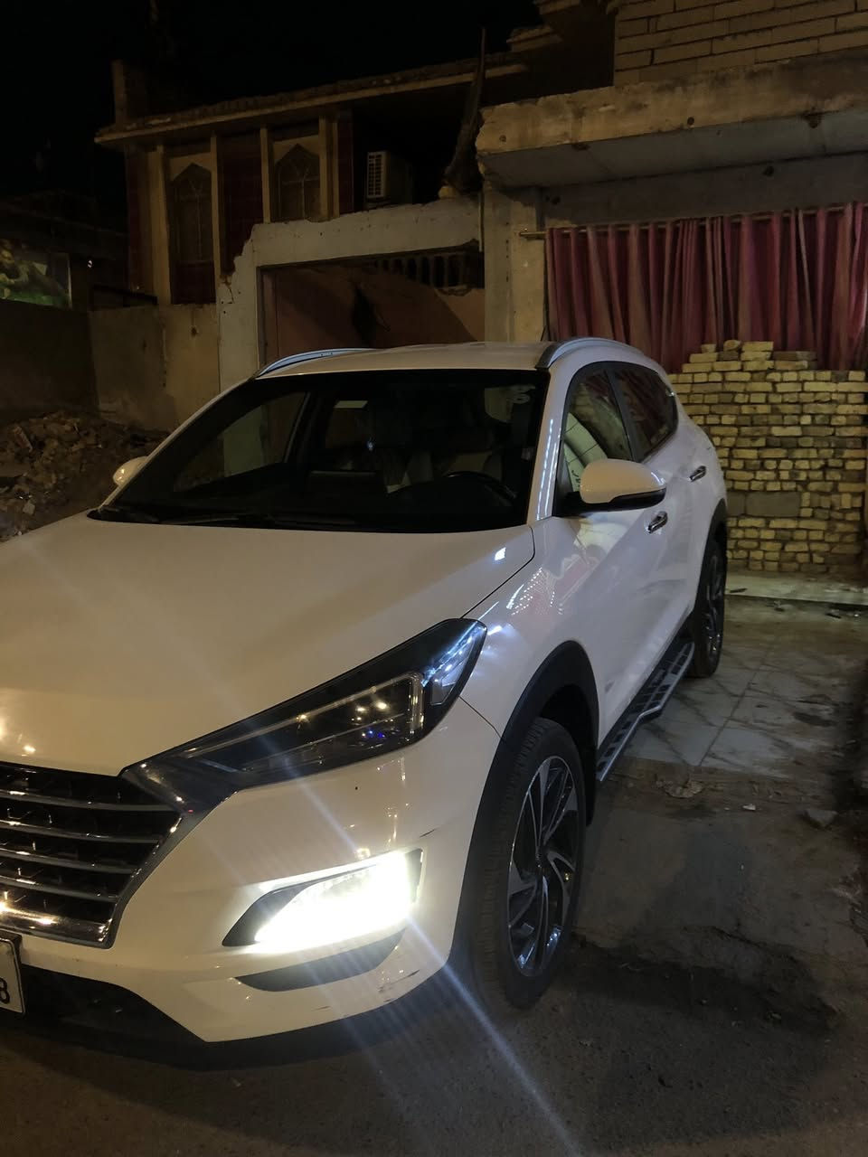 سلام عليكم هونداي توسان موديل 2020  فول مواصفات عدا البانوراما رقم أربيل وكاله بيه رصعه بالجاملغ الخلفي جهه الايمن كفاله عامه  5 عدسات 
السعر 210$ ميسان مركز المحافظه ***********
