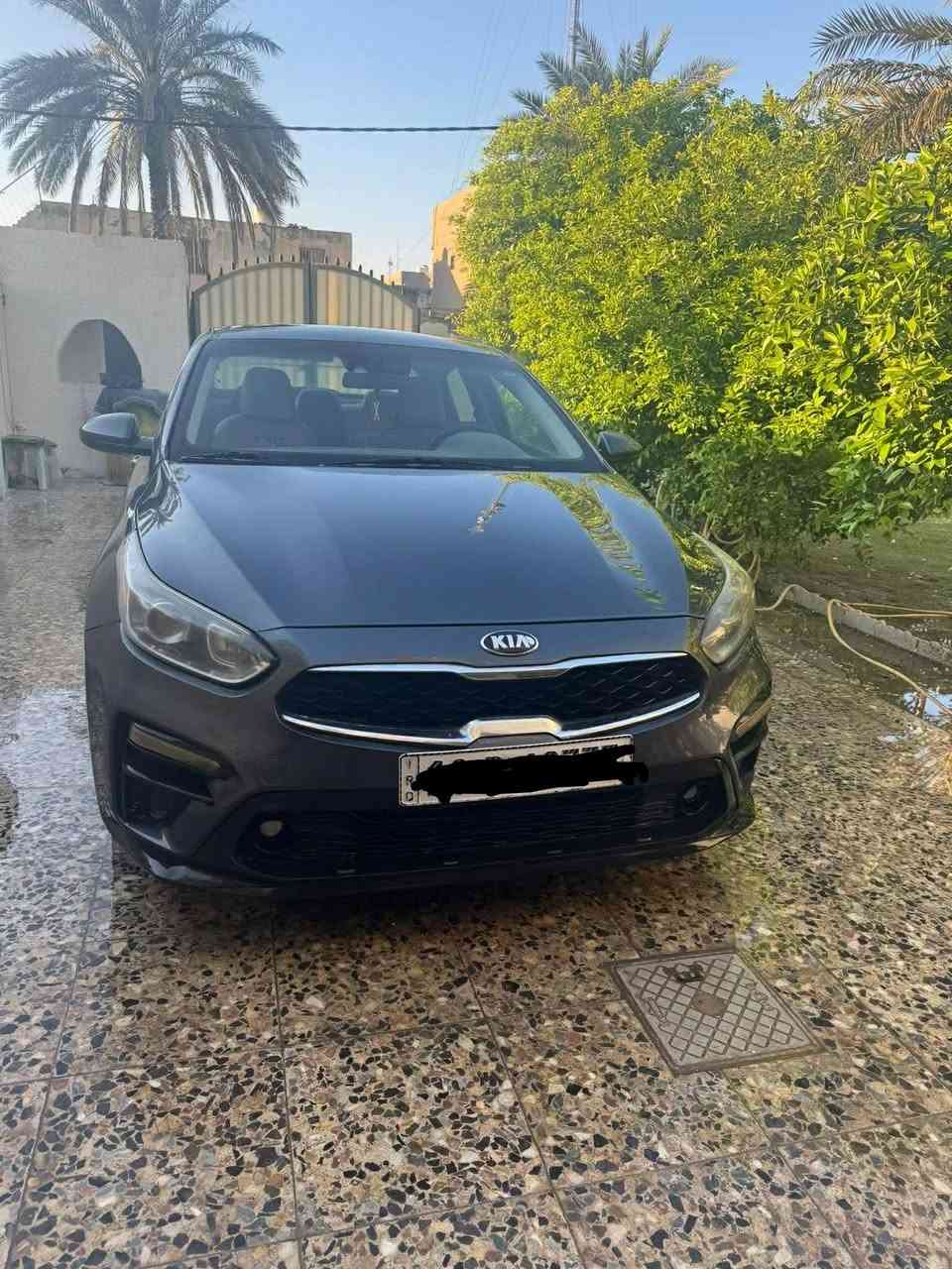 كيا فورتي 2020 رقم دولي هزه سنويه لوحات جدد باسمي 
بيه اربع قطع صبغ مكينه 2000 دوش تبريد تدفئه شغال 
رقم شاصي مرفق السعر 105 ورقه ***********
