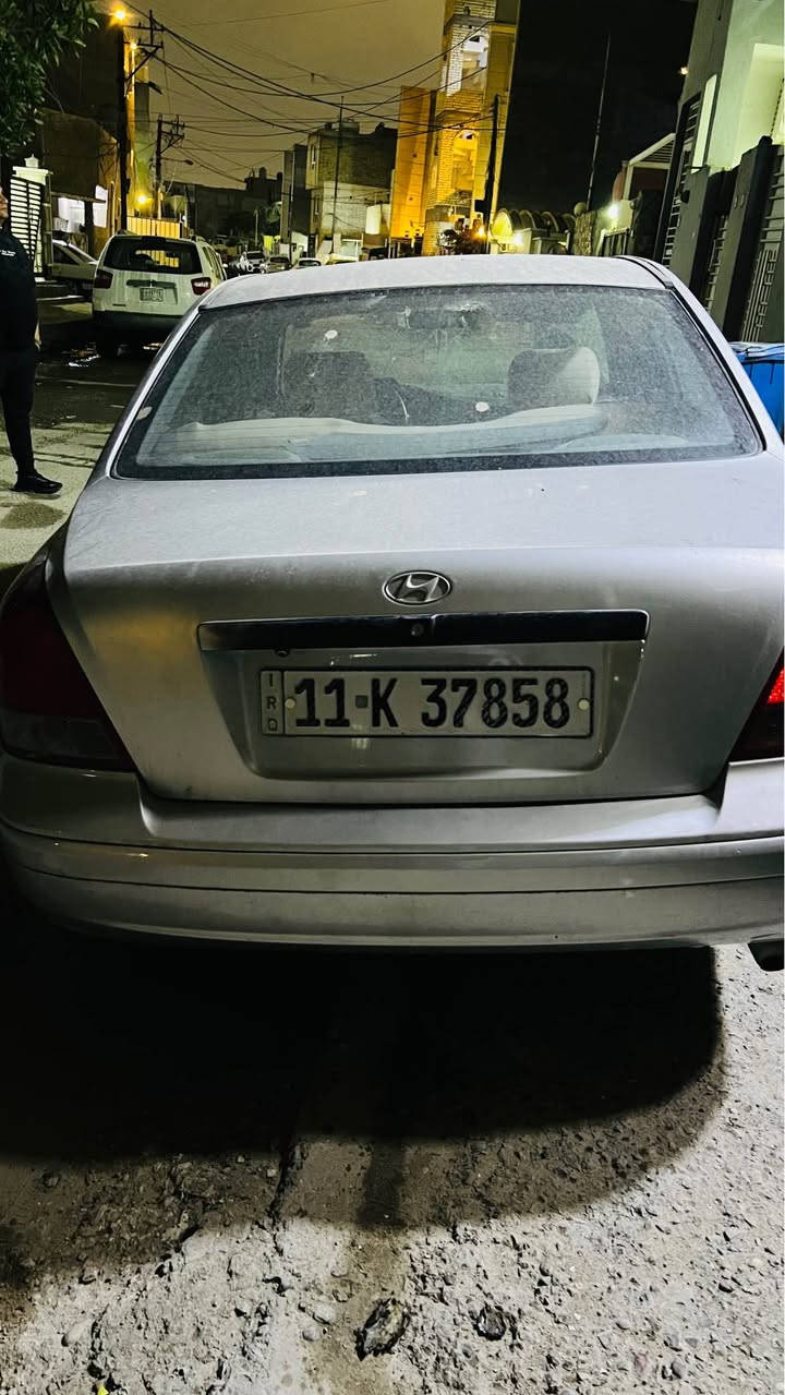 سلام عليكم النترا 2003 خليجي سيارة بدون حادث مصبوغه عام بسبب الجراد وصوره عندي قبل الصبغ سيارة نضيفه بمعنى الكلمه محرك وكير جدد تخم تاير جديد صدر امامي خلفي جديد وتجي تشوف بعينك سياره على ايدي ونضيفه شاشه وكامره شادله وصوته يخبل تبريد ثلج ذاك الصيف بدلت منضومه كامله مكاني بغداد الامين الثانيه السعر 65 وبيه مجال وهذا رقمي *********** بغداد, العراق
