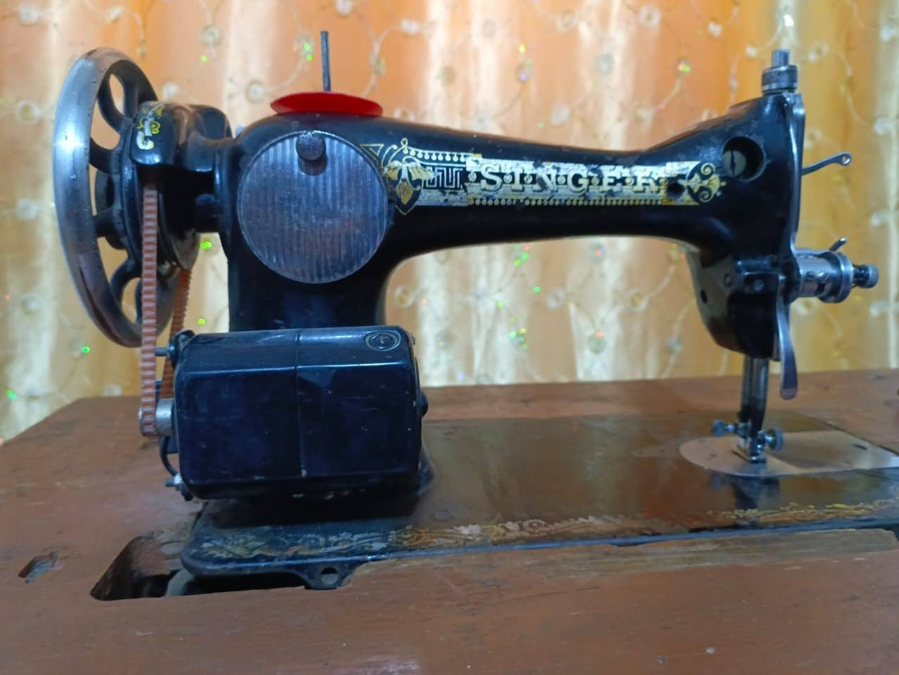 السعر 50   ***********
