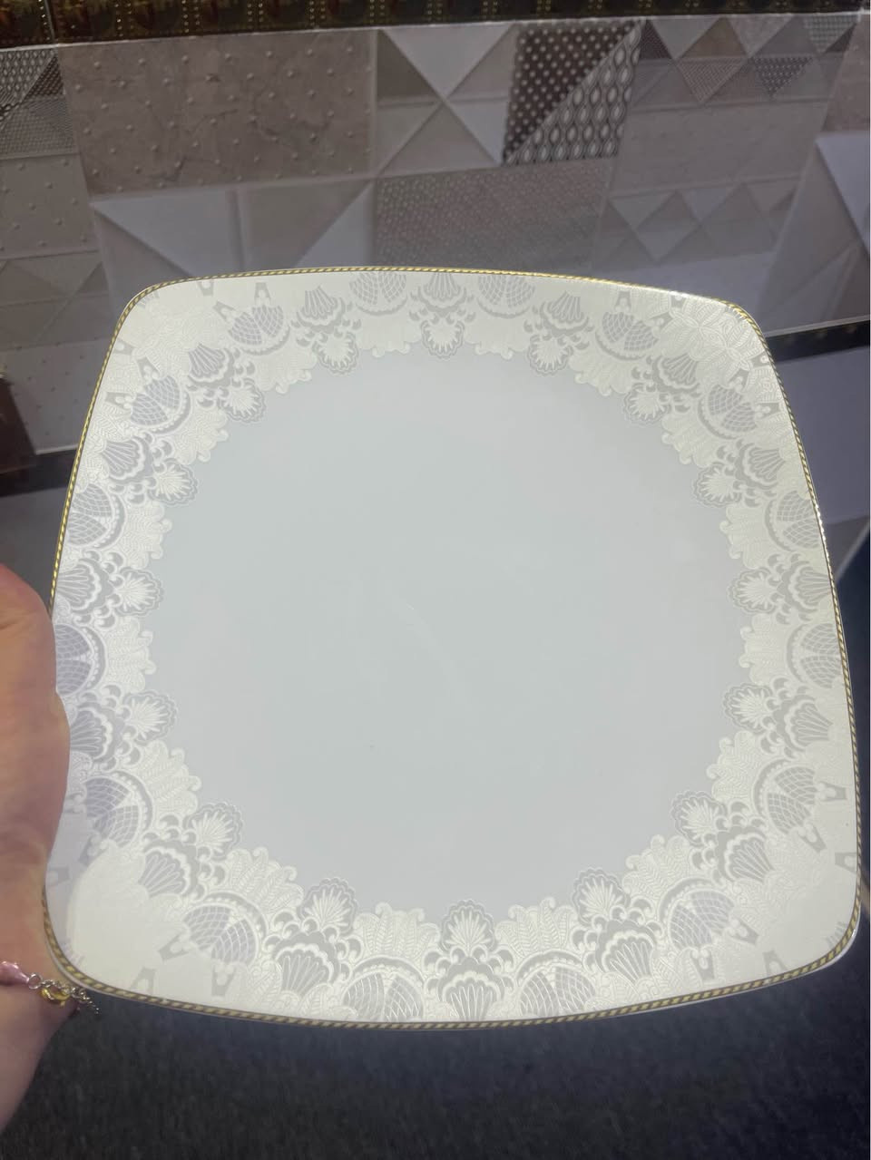 سيتى ميوان ٢٤ نةفةرى نرخ ١٠٠ هةزار قفل Singapore


**إذا كنت صاحب هذا الإعلان وتريد حذفه لأي سبب، رجاءا أرسل رسالة إلى الدعم الفني**