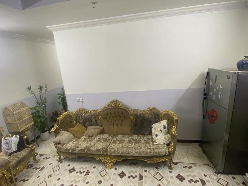 &&&موقع مميز &&&
للبيع دار سكنية المساحة 150 متر مربع والواجهة 25*6 طابو صرف في منطقة ام الكبر الاولى قريب جدا على الشارع العام ومقابل حديقة 
تحتوي الدار في الطابق الأرضي على غرفة نوم واستقبال وصالة وحمام خارجي وآخر داخلي ومنور 
الطابق الثاني / غرفتين نوم 
ملاحظة / الطابق الأرضي يحتاج فقط إلى أرضية 
للاستفسار الاتصال على الرقم /***********
