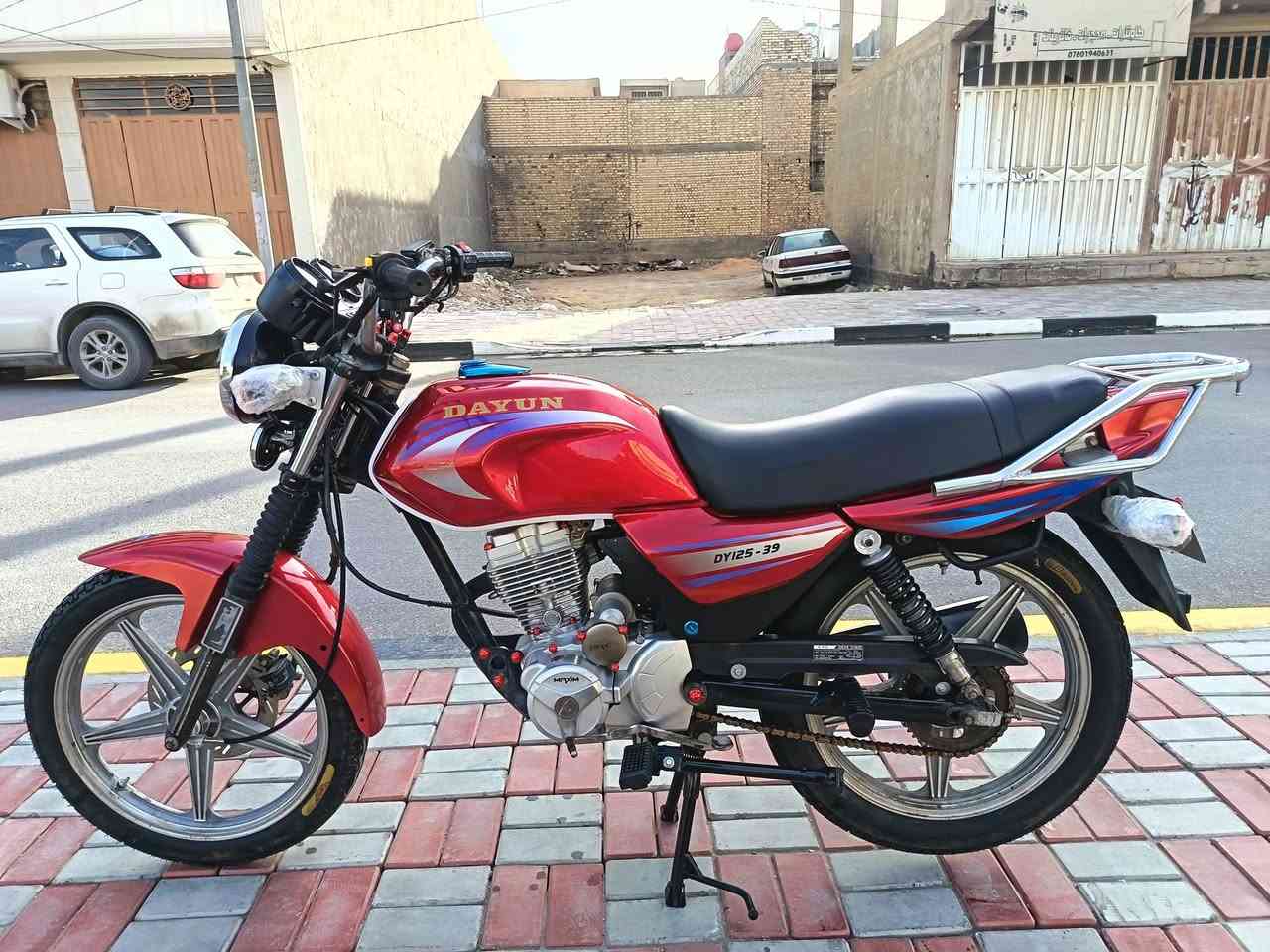 سلام عليكم دايون عضم مديل 18 أصولي أصولي مداور وين مايعجبك ماعوزها شي ابد الف ماذب مال جناي مرتبه كهربائيات بريكات تايرات زوج جدد اشاير لايت بك لايت كامله كلها السعر 700 مجال كلش بسيط العنوان كربلاء الاتصال ***********
