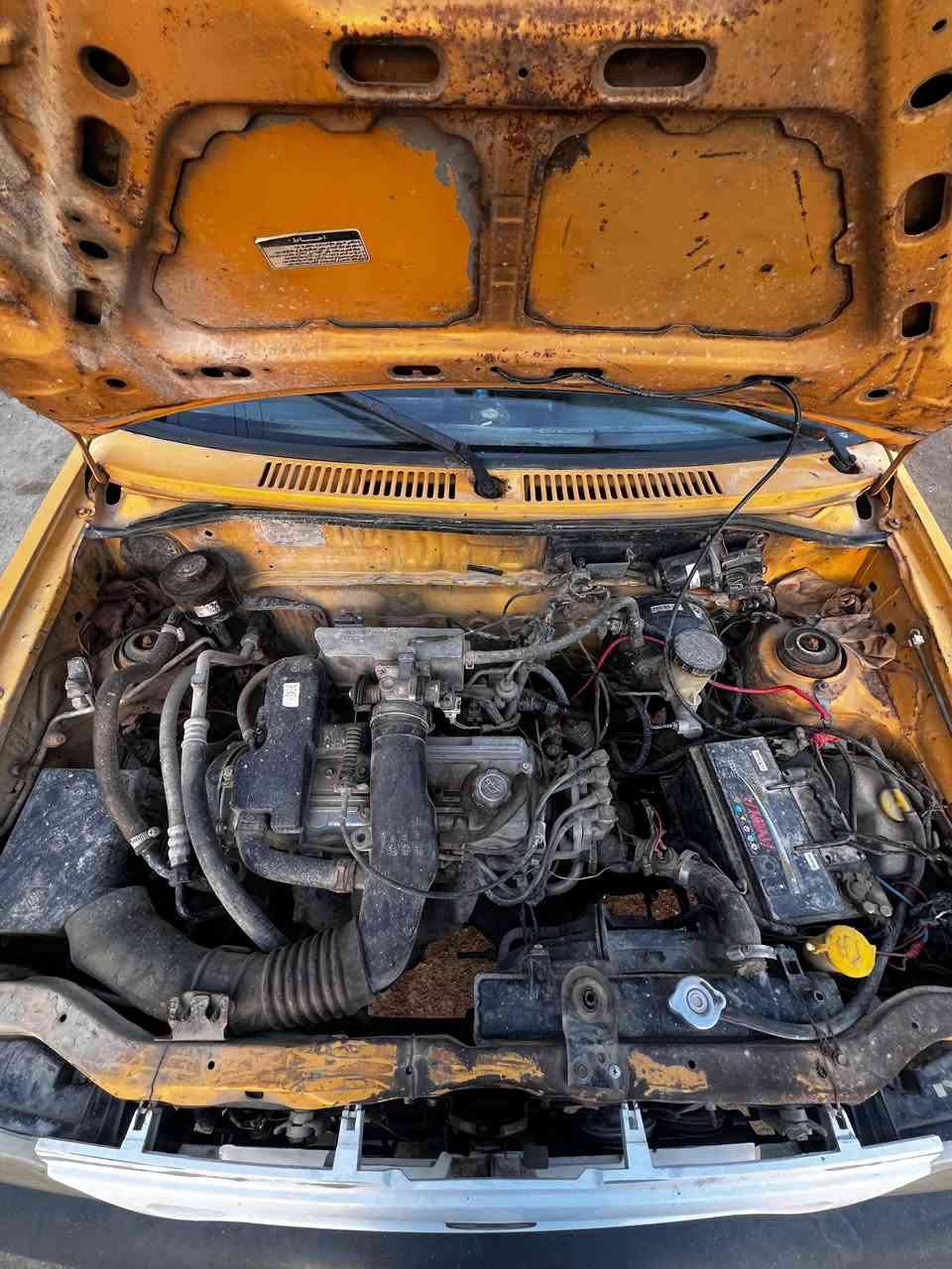 سلام عليكم ورحمة الله ..اخوان سيارة سايبا ..١١..مكينة برايد خير من الله كير حلو اي نضح دهن ماكو حدادية صار يومين فقط من شادهة كوري ..كوري ..دبلات أمامية ودسكات وداينمو كلهن كوري تخم تاير صار ٥ايام من شادة تبريد كلش حلو لاتنقيص ولا تبخير ولا نضح باور جديد جاهزة من كلشي هيئة ٧٠ الف تأخذ مصفر الك صافي .. السعر ٢١ ....***********
