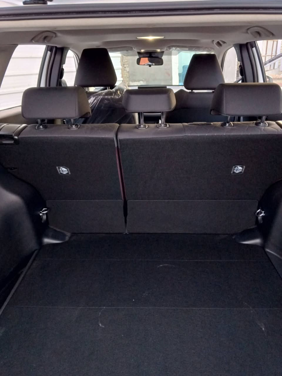 تيوتا كورولا كروس 2025
رقم بغداد الدولي تحويل مباشر 
حجم المحرك : 4 سلندر 2000 هايبرد 
زيرو ماشيه 1600 
المواصفات .. 
بصمة تشغيل وابواب - فتحة سقف 
رادار امامي مانع تصادم 
مقاعد مخمل  - شاشه كار بلي 
كامره خلفيه - تحكمات ستيرن - مثبت سرعه
سايد بريك كهرباء - اوتو هولد - اشاير مري
السياره كفاله عامه السعر 27 مليون
ماخذه من معرض suv 
للاستفسار ***********
