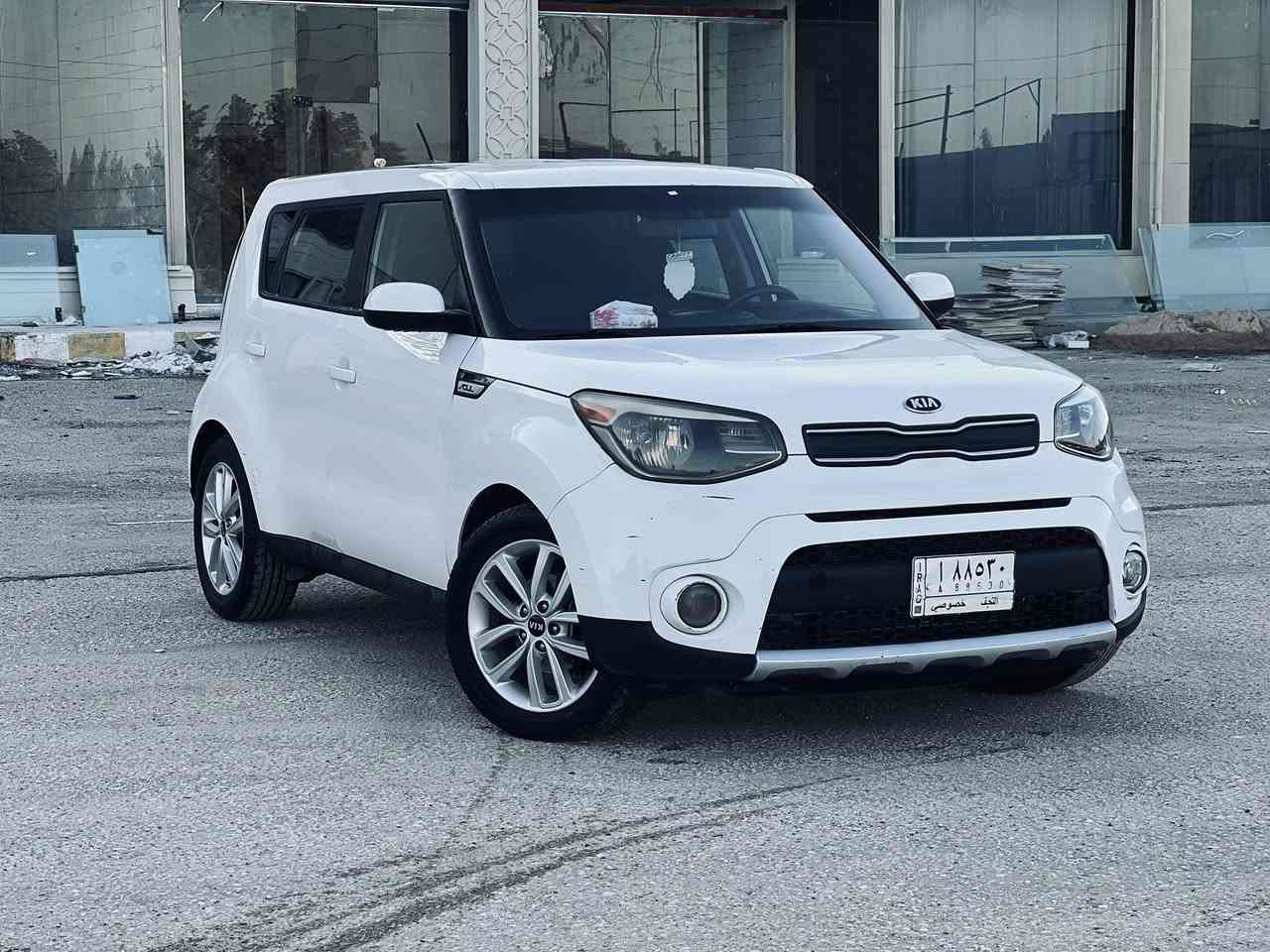 كيا صول وارد امريكي موديل 2018 محرك 2000 gdi , رقم نجف للون ابيض ماشيه 86 الف ميل ، حادث امريكا جاملغ عكس السايق و بنيد ، وهنا بالعراق صار حادث بدلنه قبق الجنطه ، سعر 120 ورقه وبيها مجااال مكان السياره النجف 
تواصل عبر الرقم ***********
