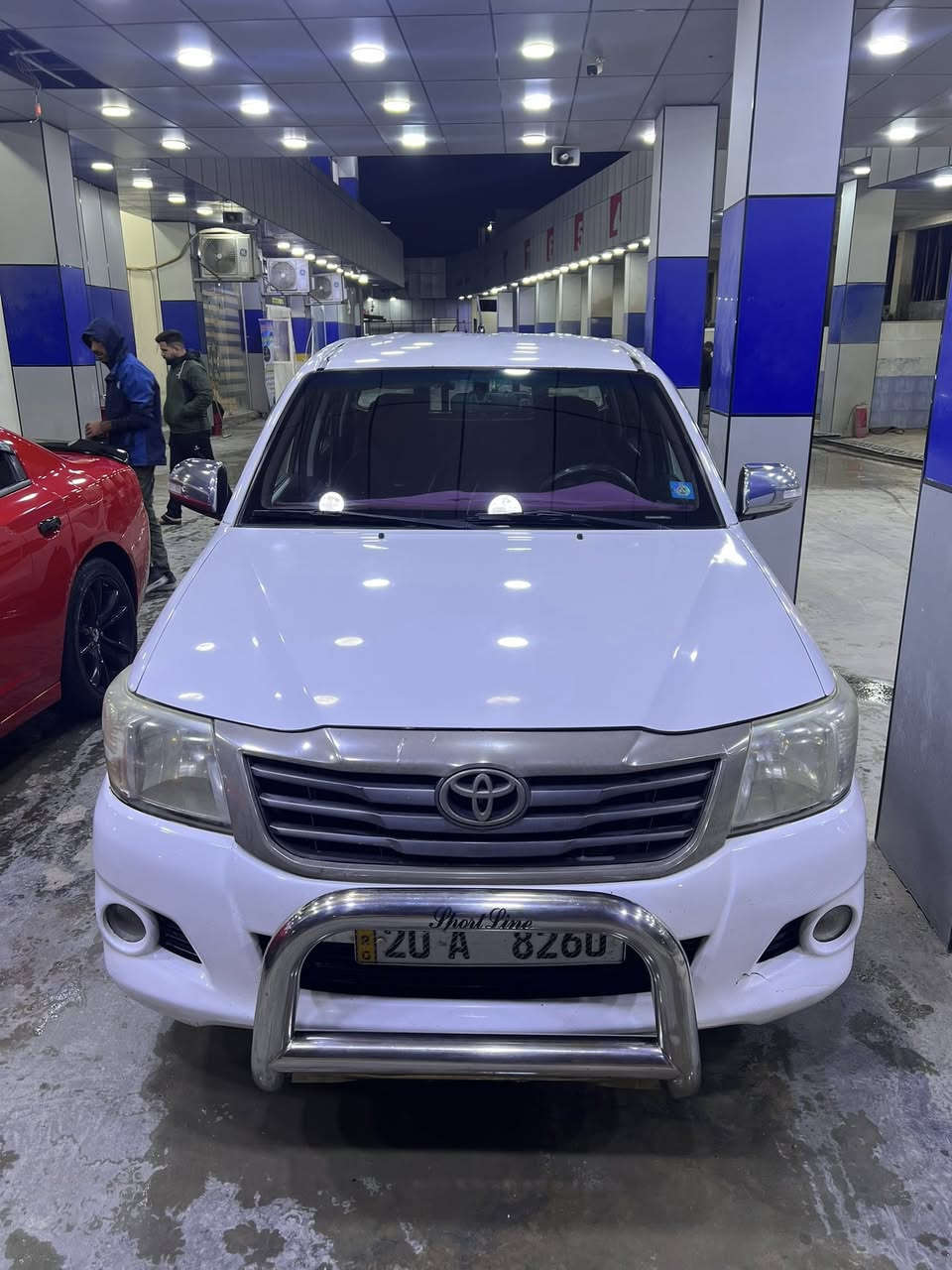 السلام عليكم ورحمة الله وبركاته هايلوكس2013 شاصي 2019 للبيع سيارة حلوة ونظيفة بيها ربع جامرلغ خلفي صبخ وبارد على كد شبر  سعرها 195مجال كلش قليل مكانها ديالى بعقوبة رقم تصال ***********
