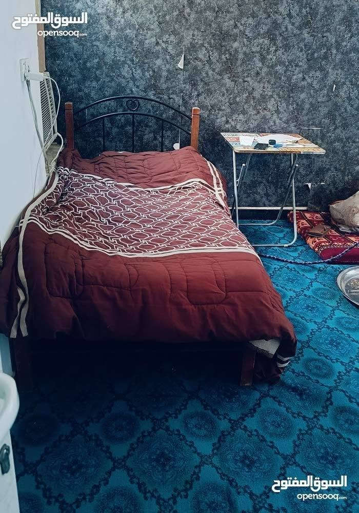 (سكن مشترك طلاب او موظفين)
شقة  في شارع فلسطين حي المستنصرية مؤثثة (اجهزة تبريد سبلت مكيف مبردات مراوح ثلاجة غسالة طباخ تخم قنفات وسرير لكل نفر  ...الخ 

بالاظافة الى خط سحب وانترنيت .

الايجار للنفر الواحد 150 الف شامل اجور النت والسحب

***********
