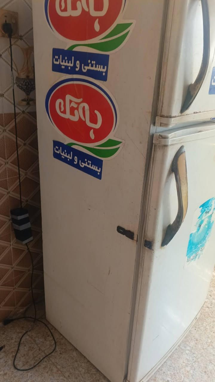 ثلاجه للبيع حجم 16 قدم بيها عطل اوتاماتيك (الماطور شغال) سعره 50 وبيها مجال مكاني نجف بالحولي مال شارع الصب مقابل قرية الغدير


**إذا كنت صاحب هذا الإعلان وتريد حذفه لأي سبب، رجاءا أرسل رسالة إلى الدعم الفني**