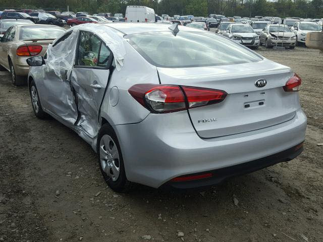 كيا فورتي 17
السلام عليكم فورتي امريكي حادثها صفحة سايق بابين 

مكينة دوش 1800 كير مكينة بحالة جيدا 

صدر نضيف تايرات جدد

مواصفات عادية

مانع انزلاق 

حاكية 

شاشة كامرة خلفية

تحكم إستيرين 

سيارة باسمي تحويل مباشر 

سيارة جاهزه كهربائيات سماعات اي نقص مابيها 

مكان سيارة بغداد الشعب 

السعر ١١٢ 

***********
