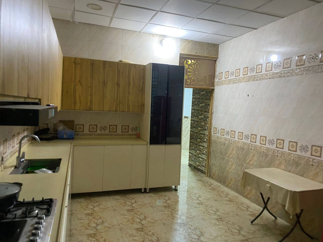 مكلف بالنشر... دار طابو صرف حي الناصرية بالقرب من اعدادية كوثى للبنات مساحة٢٦٠ متر واجهية١٣ نزال ٢٠ السعر الاتصال على صاحب الدار  ***********.       مطلوب إسكان  حسب الاتفاق يكون التسديد. تفاصيل البيت ٣ غرف نوم و مطبخ وصاله وصحيات داخلية وخارجية و صالة ومضيف. البيت جاهز

