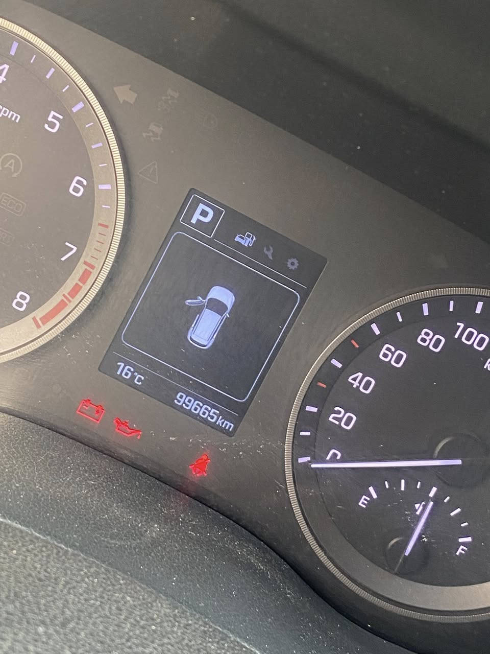 السلام عليكم
للبيع توسان 2018

وارد كوري سايد بريك بالرجل 

رقم بغداد الماني سنوية لنهاية 2027

محرك 2000 دوش

5 ويل كب 

يدات نيكل

تبريد قطعتين

حساسات خلفية

تبريد بالجكمجة

حاجب لايت دبل لد 

مري كهرباء و أشاير

تحكم ستيرن جهتين

نظام مود درايف نورمال و ايكو و سبورت  

بطارية جديدة 

 

مبدل بيهة باب السايق بلادي نفس اللون و بيهة بارد 3 مكان صغار كلش بدون صبغ صورهن موجودة

كير و محرك مكفول برغي ما مفتوح بيهن 

يحتاج الهة ترتيبات بالحدادية 

السيارة بـ أسمي و شرط التحويل ثاني يوم 

السعر 177 و بيهة مجال 

العنوان بغداد المنصور

***********
