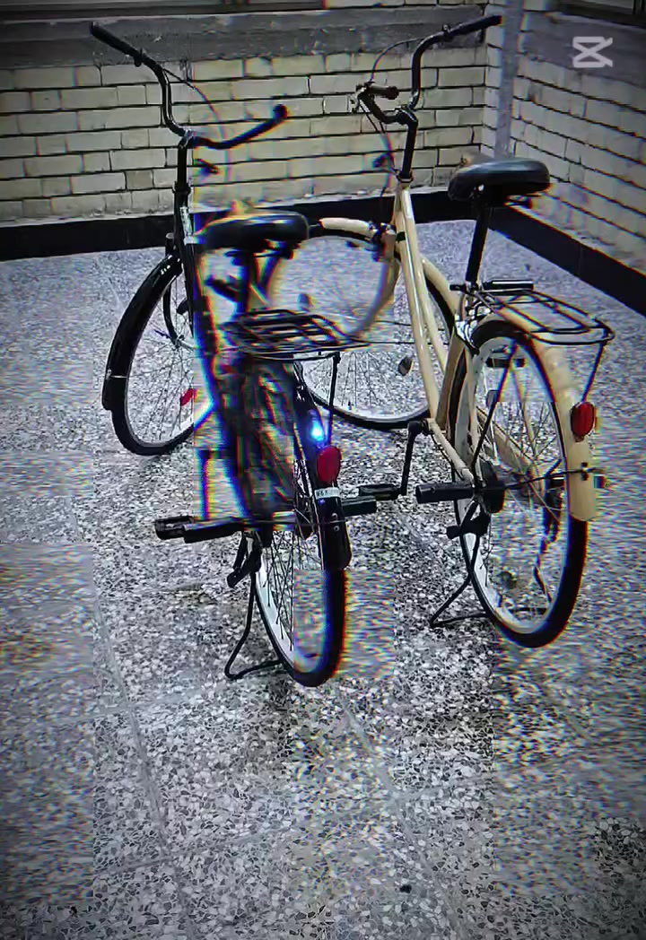 سلام عليكم باسكلات ثنينهن للبيع الصحراوي مديل 24 والسود مديل 19 قيم وأخذ  مكاني  حي العسكري التواصل ***********
