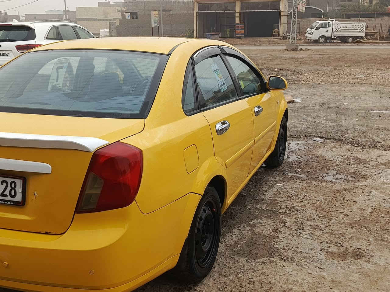 السلام عليكم اوبترا دايو لبيع موديل 2007 محرك 1600. مسكر بدون حادث فقط تصليح اهلالات
السعر 55 بيه مجال. مكاني كربلاء طوريج 
اتصال هاتفي فقط  ***********
