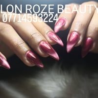 SALON ROZE BEAUTY اكريليك وجلش ودزاين  كميرة قرب جامع ابو الزهراء مدخل...