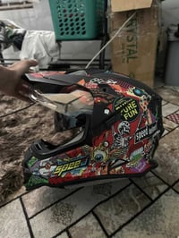 للبيع • توصيل