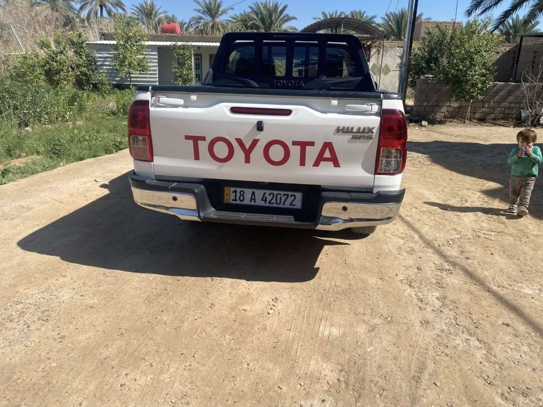 للبيع. تيوتا هايلكس. 2016. مبدل بيهه بنيد وبيهه بارد مكانين فقط بيع. رقم الهاتف ***********. مكاني بابل الشوملي. رقمهه بابل. السعر. (228$) وبيهه مجال قليل. تحويل مباشر
