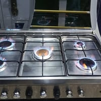 بومباني • طباخ • فرن شغال