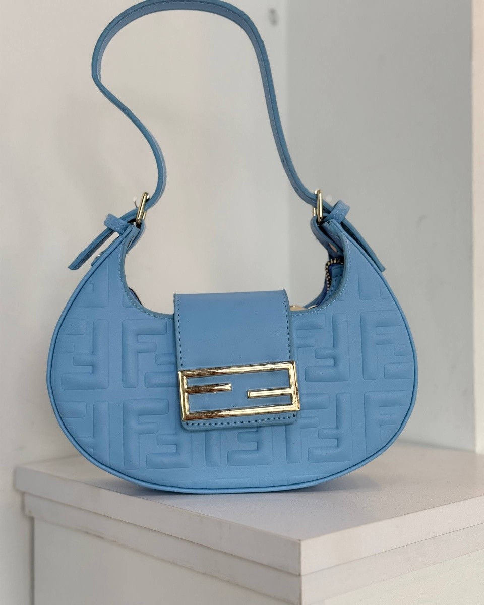 جنط نسائي 
سعر المفرد 15 آلاف دينار
سعر الدرزن 120 ألف ألف دينار
قياس 14 × 24 سم 
واتس اب :***********
واتس اب :***********
