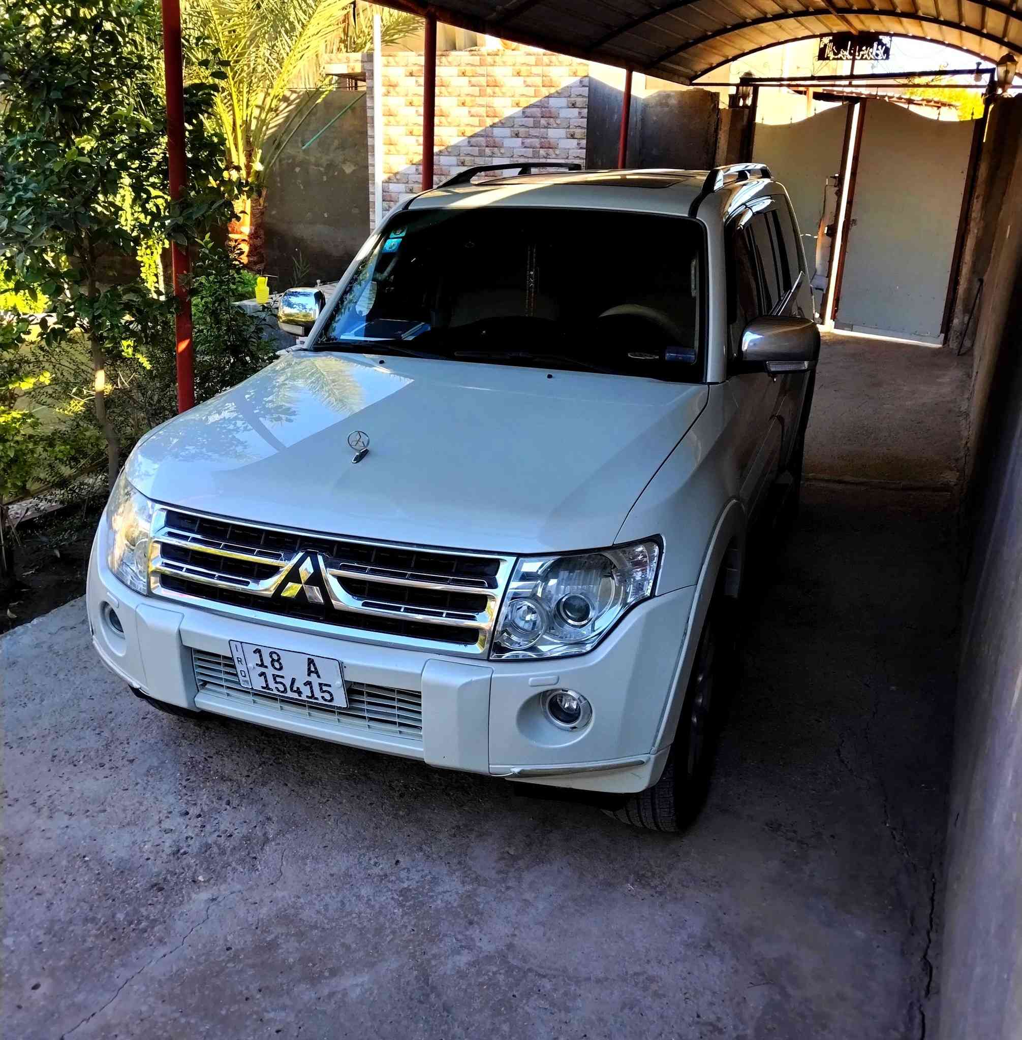 السلام عليكم ورحمة الله وبركاته
للبيع. باجيرو 2010GLS
(حبتور) فول مواصفــــــــــات. 
مكفوله كفاله عامه. 
مكينه 3500
حدادية امامي خلفي ادامه كامله 
سياره جاهزة 100٪
رقم بابل باسمي تحويل مباشر باسم المشتري.سنوية لل2030.
مكاني بابل حله. مركز. قرب مستشفى لامام الصادق ع (التركي). 
السعر 140وبي مجال ان شاءلله 
***********
