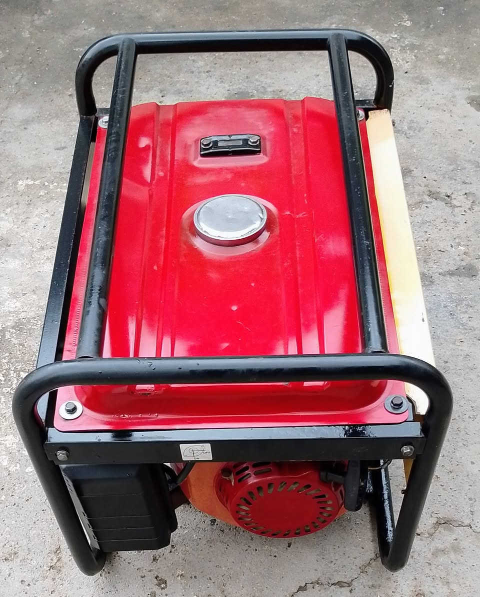 السلام عليكم استرا كوري باب اول 2 ونص كيفي 10 امبير ملف نحاس مولد نظيفه ما داخله تصليح عل الفحص اقتصاديه بالصرف صوته جدا هادئ كهرباء مستقره سعره 150 ☎️ الهاتف *********** بي وتساب شراي يتصل مكاني بغداد قرب مجمع بسمايه اكو توصيل بكروه داخل بغداد فقط
