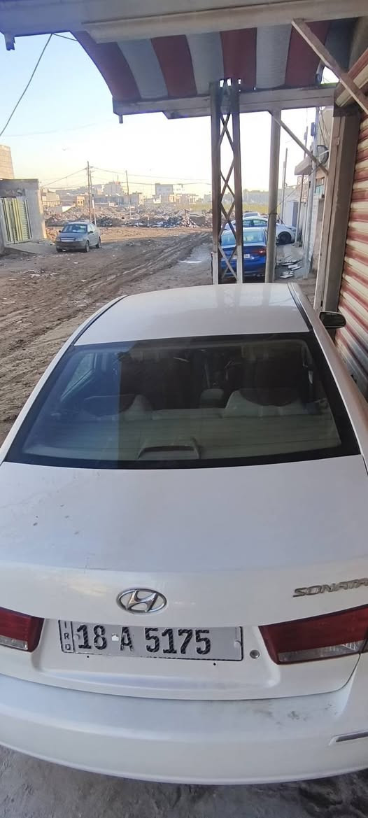 سلام عليكم سوناتا موديل 2009  خليجي بسمي *********** ب127بيه رشه بصيطه يم قبق البانزين
