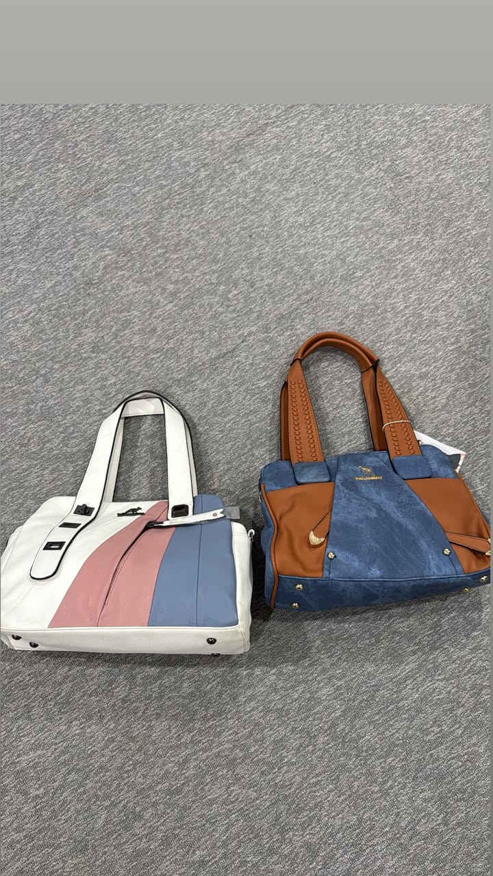 مجموعة حقائب ماركات سعر القطعه 15


**إذا كنت صاحب هذا الإعلان وتريد حذفه لأي سبب، رجاءا أرسل رسالة إلى الدعم الفني**