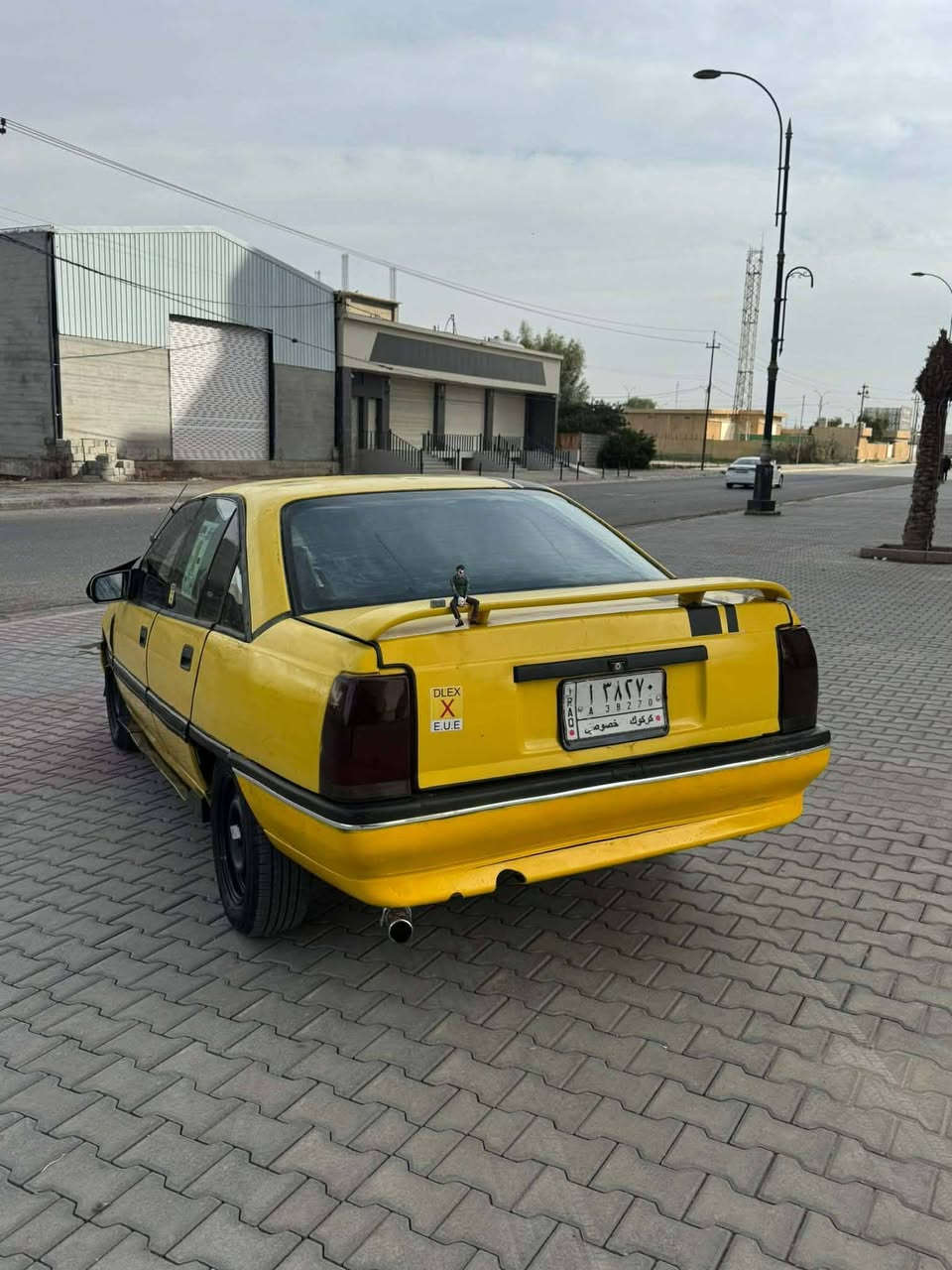 سلام علیکم اوپل اومیگا م.1989، مەشروع وتنی لحد 1,7.2027 دفتر بانزین بی تاخم تایرات جدیک اکسل جدید  کاهربایات شرت تحویل وکالە  ولکپ جدید نظیف ماشاللە  سعر 20 بی مەجال.،ڕ،،***********....***********..
