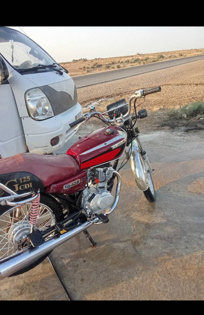 سلام عليكم تايكر للبيع مديل 21 اوراق اسكنر مكان ناصريه قلعة سكر *********** واتساب فقط
