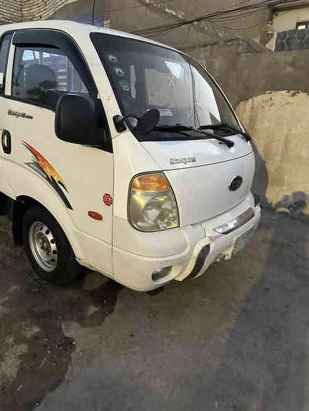 سلام عليكم سيارة للبيع كيا بنكو موديل 2007رقم بغداد تخم تاير جديد مكفوله من ناحيه شاصي ومكينه سيارة كلش نضيفه سعر 93 وبيه مجال 
📍عنوان بغداد طالبيه 
رقم الهاتف ***********
